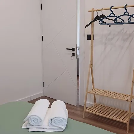 Near Airport Cozy Appartement