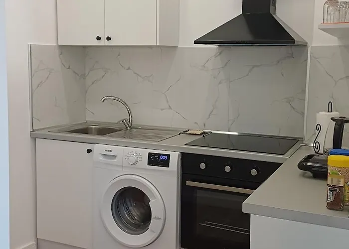 Near Airport Cozy Appartement