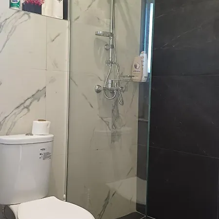 Apartment Near Airport Cozy