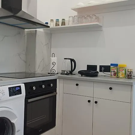 Near Airport Cozy Διαμέρισμα Ljaknasi