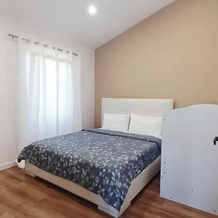Near Airport Cozy Διαμέρισμα *