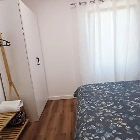 Διαμέρισμα Near Airport Cozy Ljaknasi